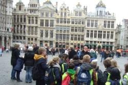 Manneke Jeanneke Stapstad Brussel voor Scholen Brussel scholen uitstap bezoek Manneke Jeanneke Stapstad